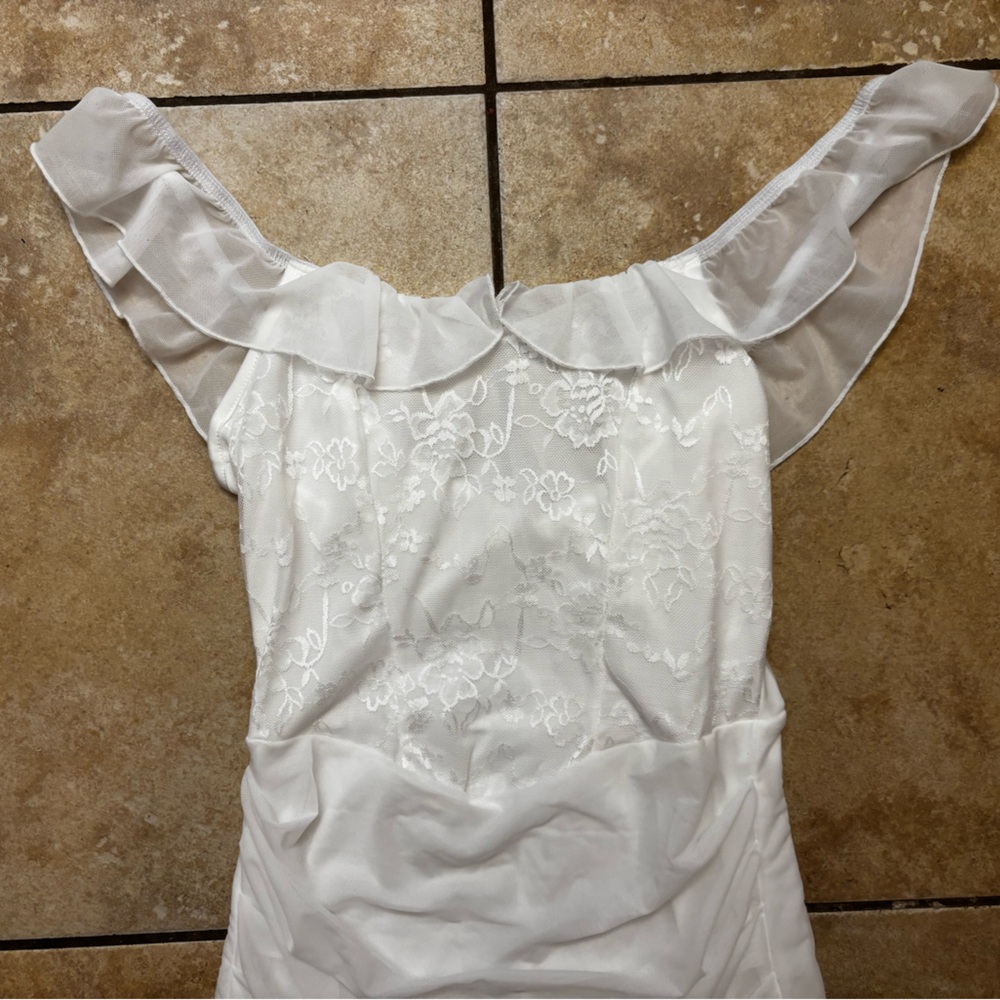 Elegant White Off-Shoulder Dress